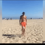 Zlatan_Ibrahimovic_shows_off_skills_on_beach