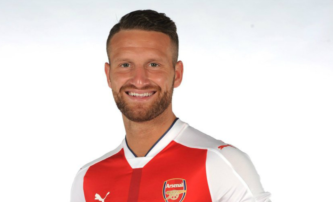 mustafi joins arsenal