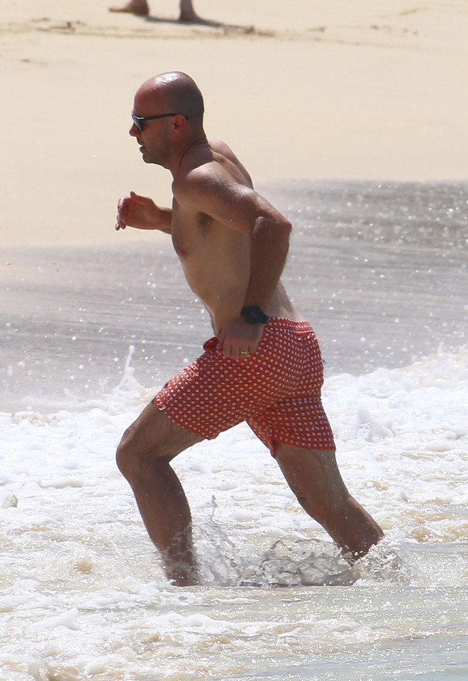 Alan Shearer relaxing on holiday in Barbados