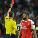 giroud-red-card