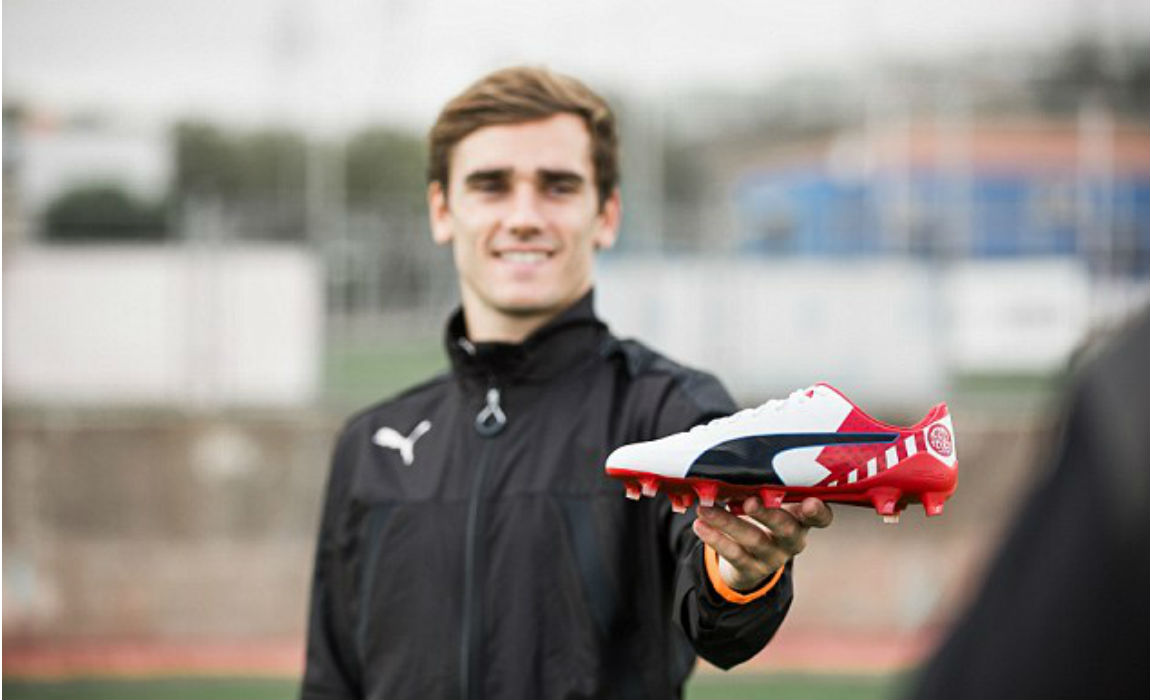 griezmann-atletico-themed-boots