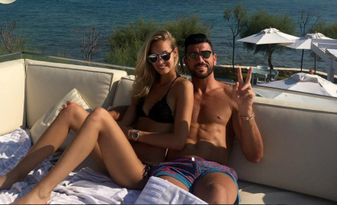 pelle dating Australia