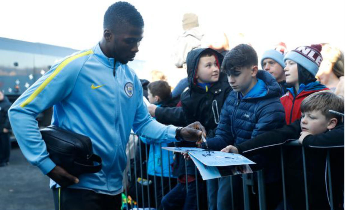 iheanacho-with-fans