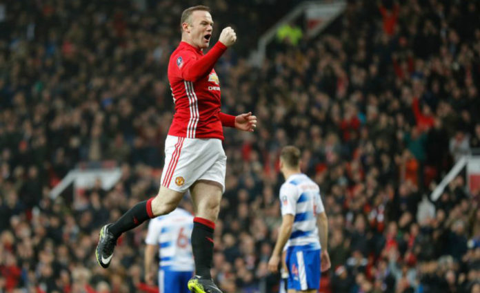 Manchester-Uniteds-Wayne-Rooney-celebrates-scoring-their-first-goal