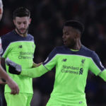 strurrige shows the note to lallana