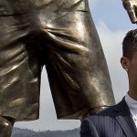 ronaldo statue 1