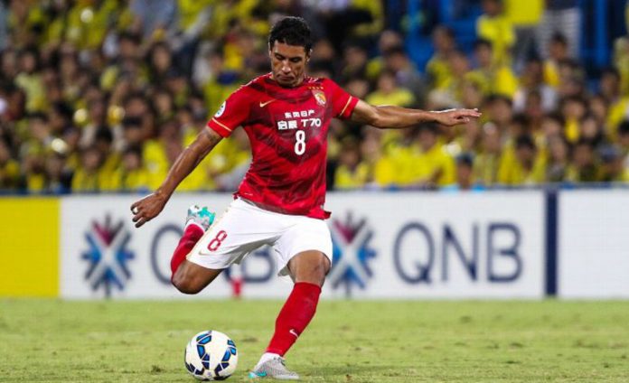 Paulinho Guanghzou Evergrande