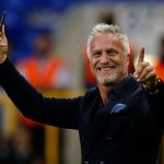 Former-Tottenham-player-David-Ginola-during-the-ceremony-after-the-game