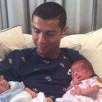 Cristiano-Ronaldo-with-his-newborn-baby-twins