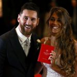 Argentine-soccer-player-Lionel-Messi-and-his-wife-Antonela-Roccuzzo-pose-at-their-wedding-in-Rosario