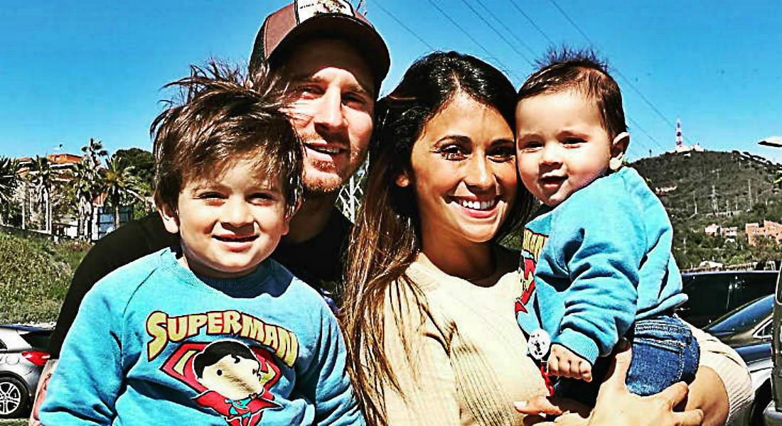 Antonella Roccuzzo And Messi And Baby