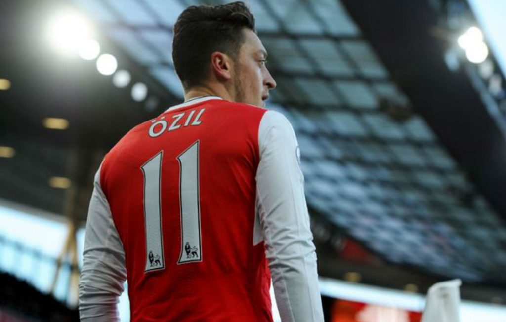 ozil jersey no