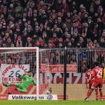 Andriy Yarmolenko pulls a late goal back for Borussia Dortrmund