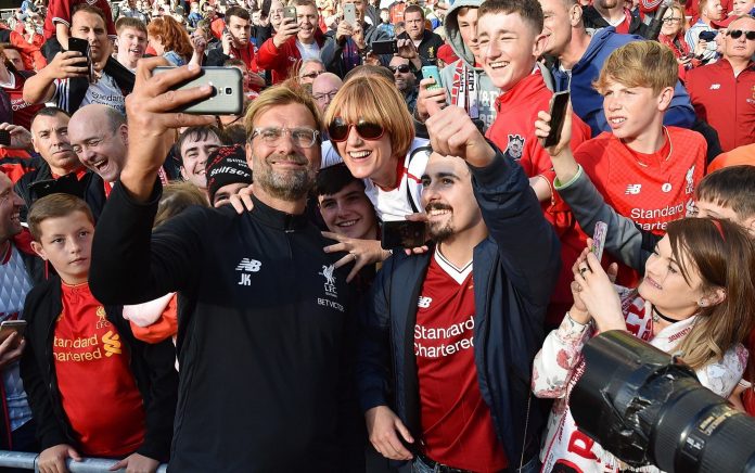 klopp with liverpool fans