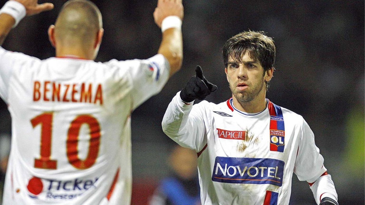 Juninho The Greatest Freekick Taker Ever?