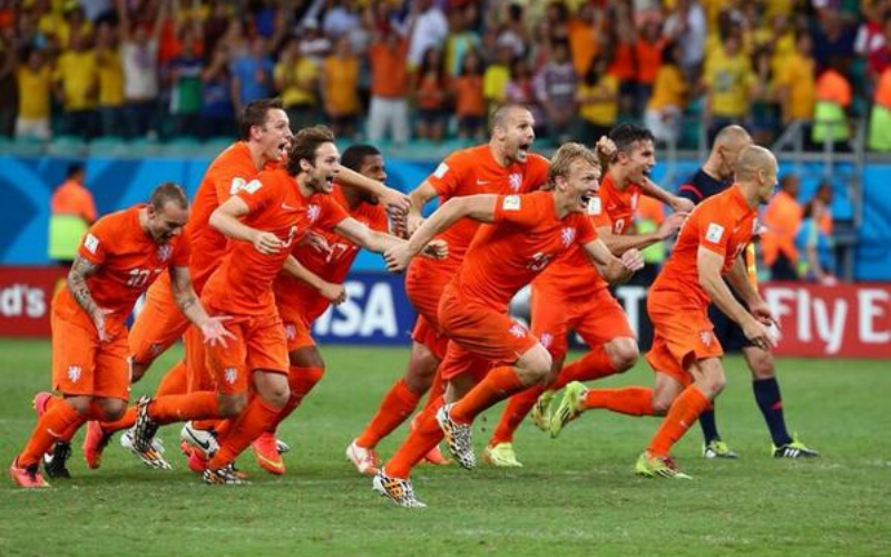 Dirk Kuyt and Holland squad