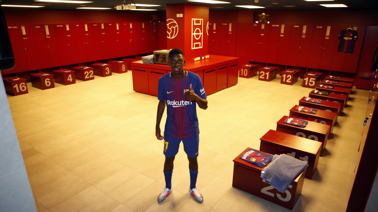 Ousmane Dembele in the Barcelona dressing room following his announcement.