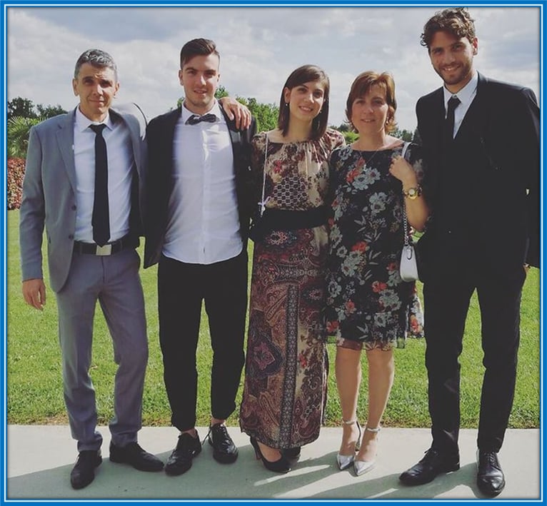 Manuel Locatelli 10 Facts You Don T Know About The Italian Midfielder