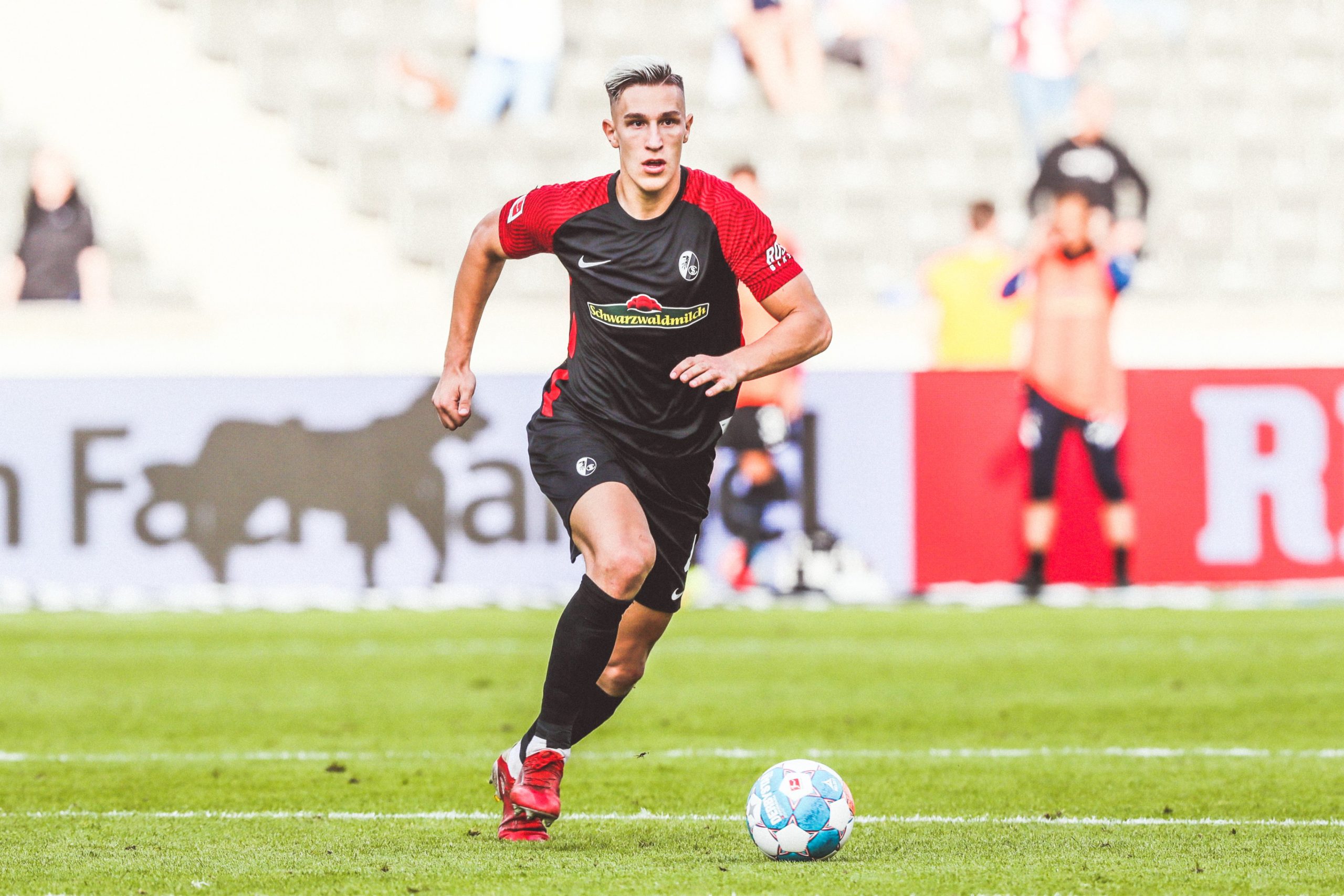 Nico Schlotterbeck for Freiburg