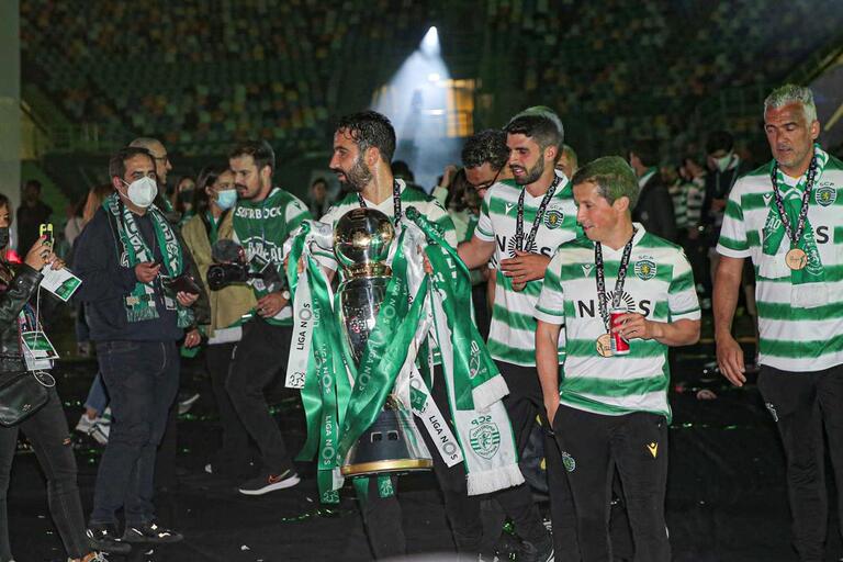 Ruben Amorim lifts the Portuguese league title