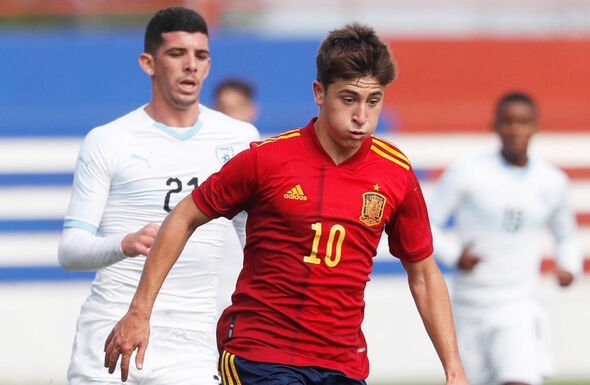 Pablo Torre playing for Spain U19s