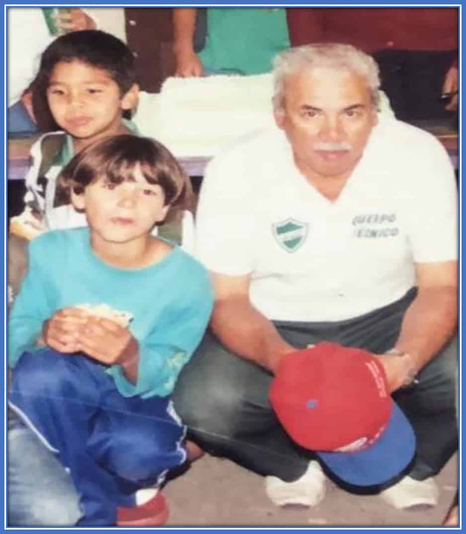 Darwin Nunez with his first coach